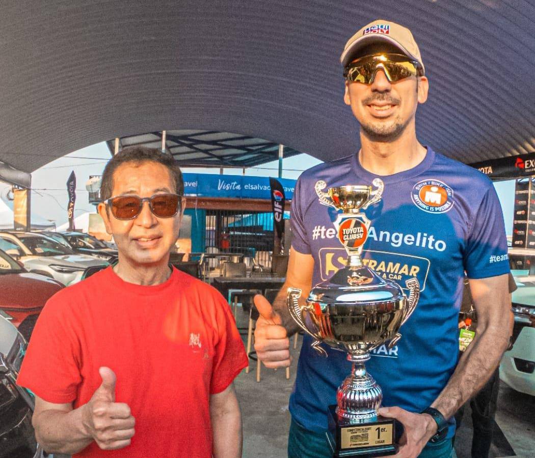 Hondureño gana competencia de drifting en El Salvador