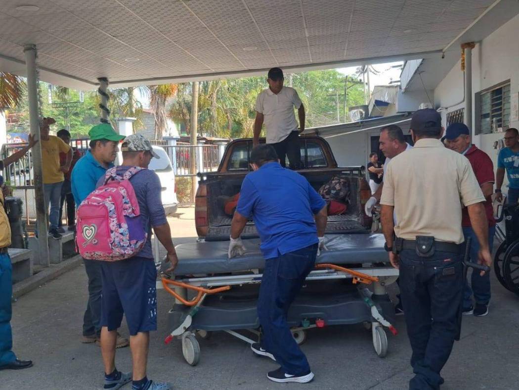 Accidente en Santa Bárbara deja al menos un muerto y ocho heridos