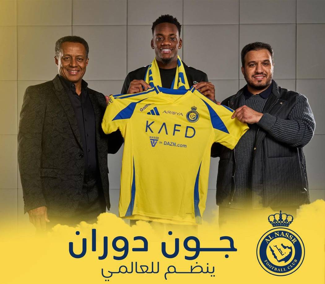 El delantero colombiano Jhon Durán ha sido traspasado al club Al Nassr de Arabia Saudí desde el Aston Villa inglés, en una operación que ha sido valorada en la prensa en torno a los 65 millones de libras (unos 78 millones de euros).