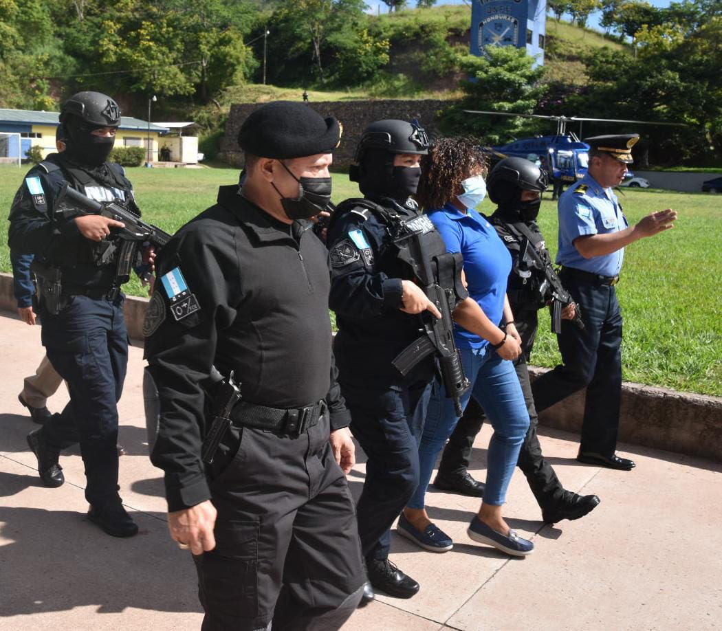 Herlinda Bobadilla, también conocida como la “Reina de la Cocaína”, fue la segunda mujer extraditada a EE.UU. bajo la acusación de introducir droga en ese país.