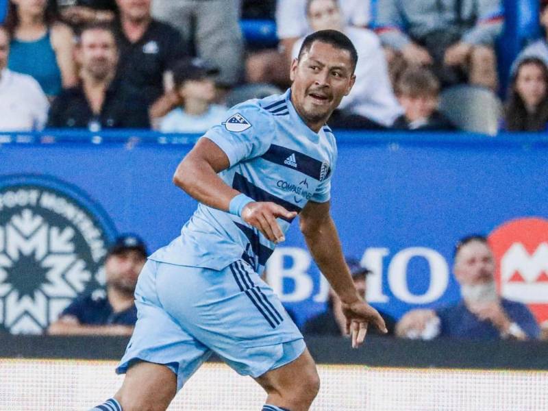 Roger Espinoza es un referente del Sporting Kansas City de la MLS.