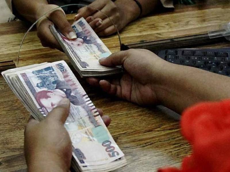 Costos fijos y riesgo crediticio son más altos en el país.