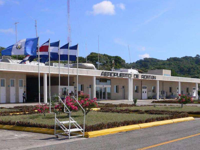 El aeropuerto de Roatán opera con dos unidades bomberiles, ayer falló una.