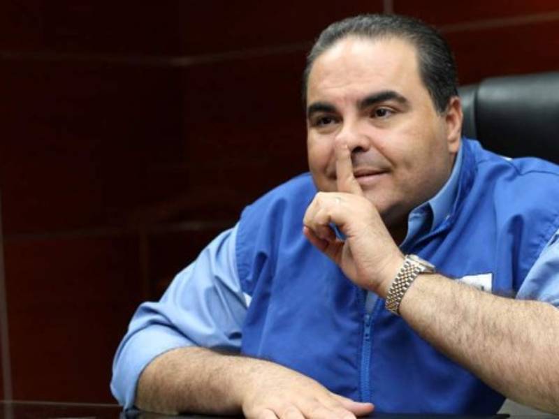 El expresidente Elías Saca permanece encarcelado por desviar y lavar 300 millones de dólares del Estado.