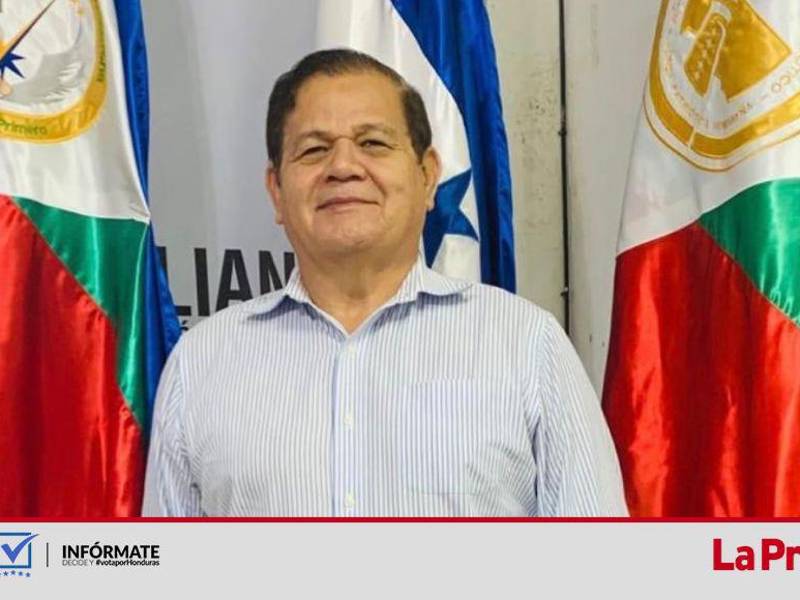 Romeo Vásquez Velásquez es el candidato presidencial del partido Alianza Patriótica Hondureña (APH).