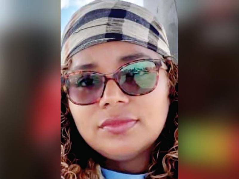 Celean Bismarck fue herida en el pecho y cuello.