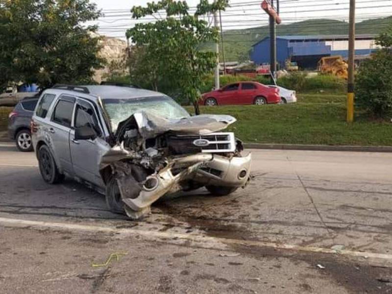 El conductor fue trasladado a un centro asistencial.