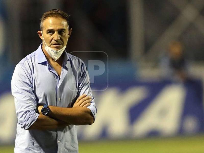 Hernán Medina se ilusiona con llegar lejos en el campo internacional con Motagua.