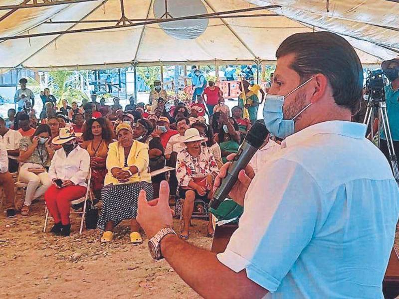 La alta deuda municipal de más de mil millones impide hacer grandes obras.