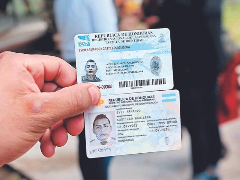 El canciller de Honduras, Enrique Reina, vio con buenos ojos la propuesta del diputado Fabricio Sandoval, mientras se desarrolla el enrolamiento en EEUU, México y España.