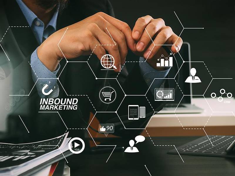 El Inbound Marketing se enfoca en crear contenido interesante para crear relaciones orgánicas con las audiencias dirigidas.