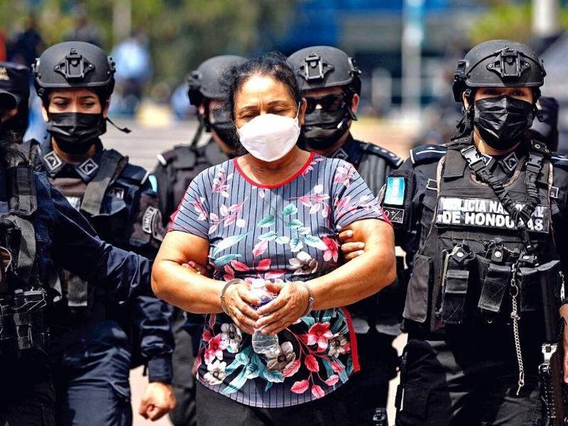 Los carteles de los cachiros y los valle negociaban con ella, según las autoridades policiales.