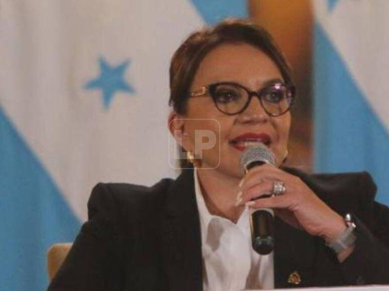 La presidenta brindó una conferencia de prensa.