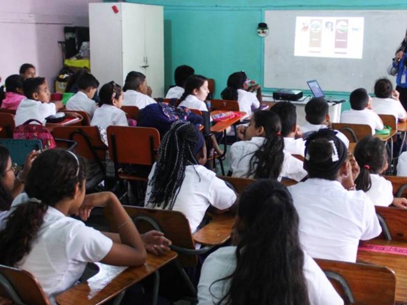 En las zonas rurales, los índices de analfabetismo alcanzan el 17%.