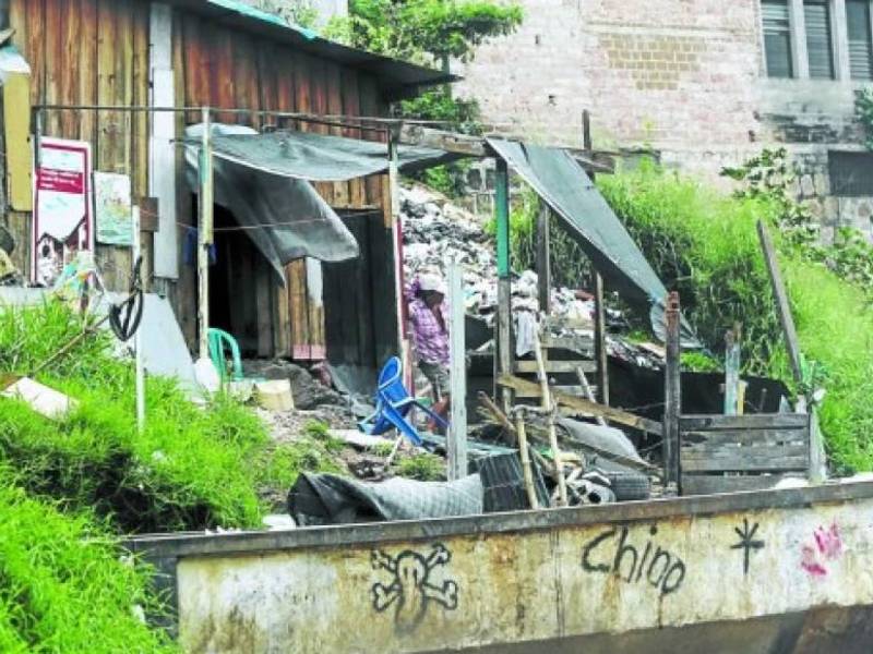 El 53 % de los hondureños vive en pobreza extrema.