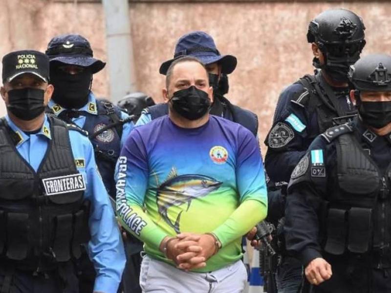 Michael Powery es acusado de tres cargos por narcotráfico por la Corte del Distrito Este de Texas, EEUU.