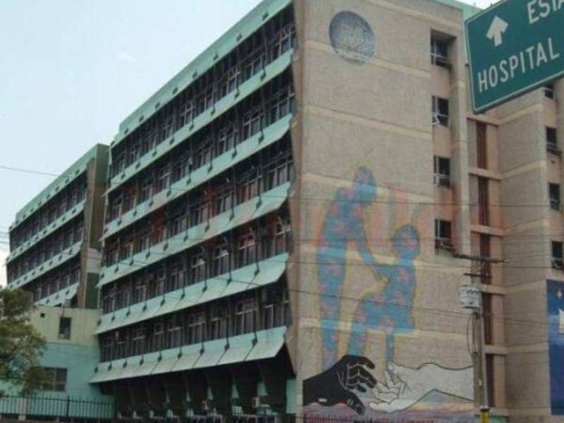 Uno de los menores está en cuidados intensivos.