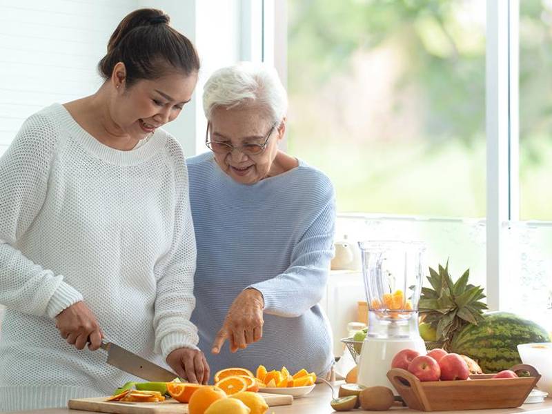 Participa en la promoción exclusiva de Supermercados La Colonia a través del canje de sus manzanas digitales.