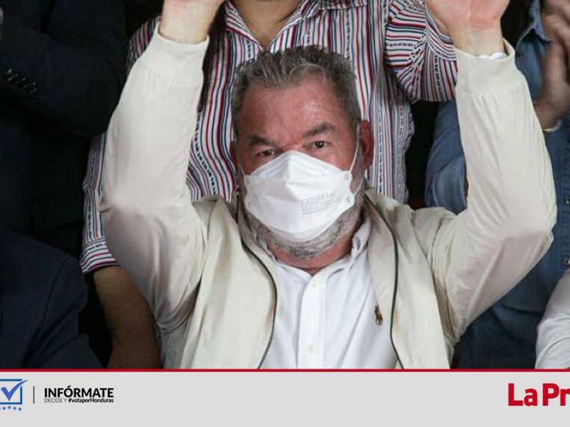 Roberto Contreras dijo que dos consejeros del CNE aún no firman la inscripción de su candidatura a la alcaldía de San Pedro Sula.