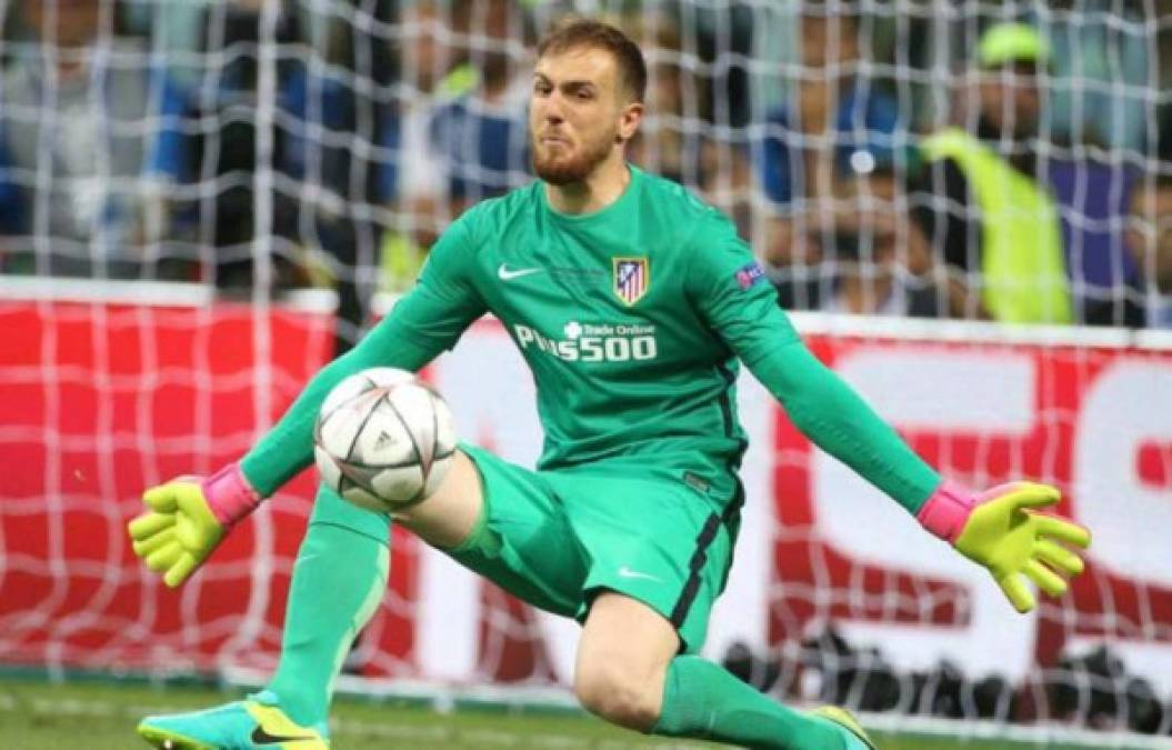 Jan Oblak : El arquero del Atlético de Madrid le interesa al PSG y medios españoles informan que el conjunto galo estaría tras sus servicios.