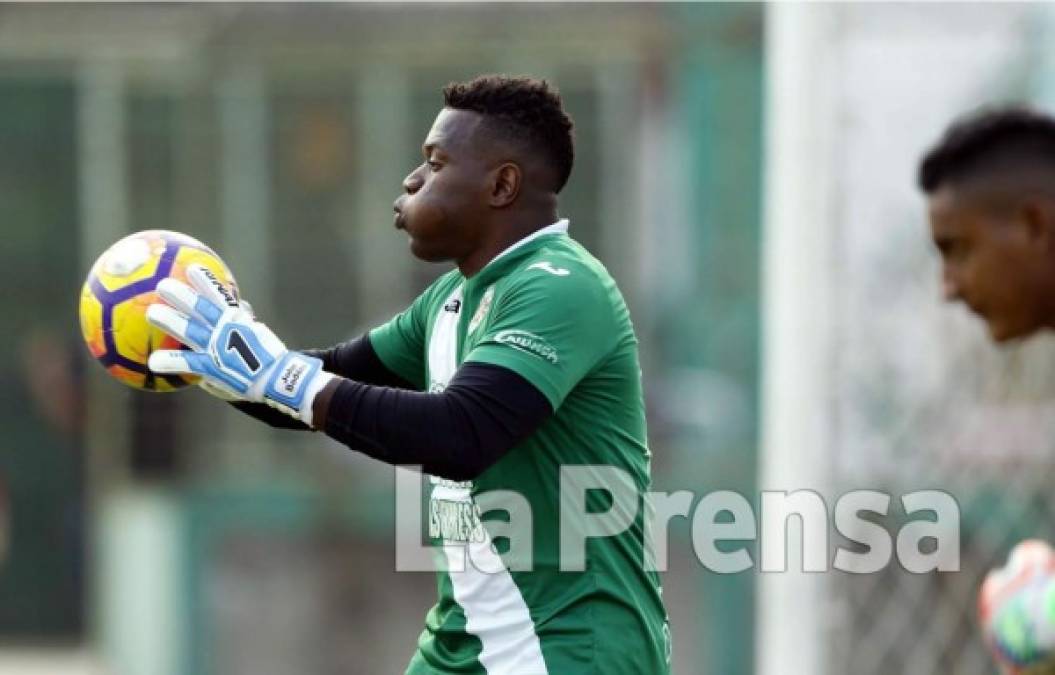 John Bodden trabaja por tener una oportunidad en la portería verdolaga en la Gran Final.