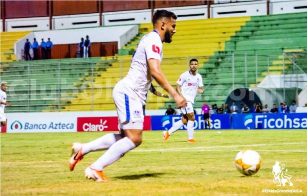 Jorge Álvarez - Pedro Troglio lo parará en el centro del campo para crear jugadas ofensivas del equipo ante Motagua.