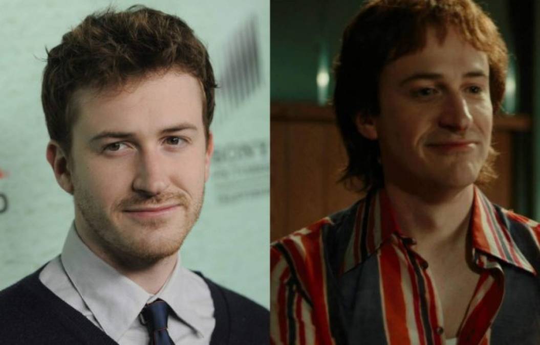 Joe Mazzello, recordado por su rol como el pequeño Tim Murphy en Jurassic Park, interpreta al bajista de Queen John Deacon, quien se retiró de la industria de la música en 1997 y solo tocó algunas veces con Queen luego de la muerte de Mercury.<br/>