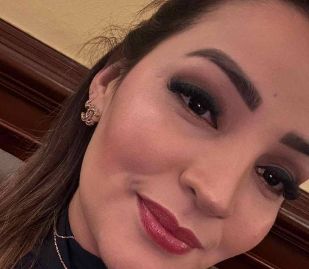 Virginia en sus redes sociales siempre ha presumido ser fan del grupo Aventura y no perdió la oportunidad de acudir al concierto. 