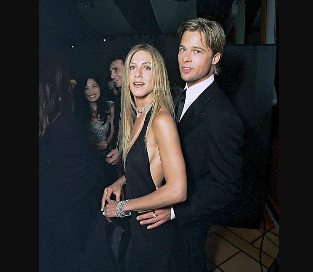 “Me encantaría tener una relación, ¿quién sabe? Hay momentos en los que me haría un ovillo, me abrazaría a alguien y le diría: ‘Necesito apoyo’. Sería estupendo volver a casa y caer en brazos de alguien: ‘Ha sido un día duro”. 