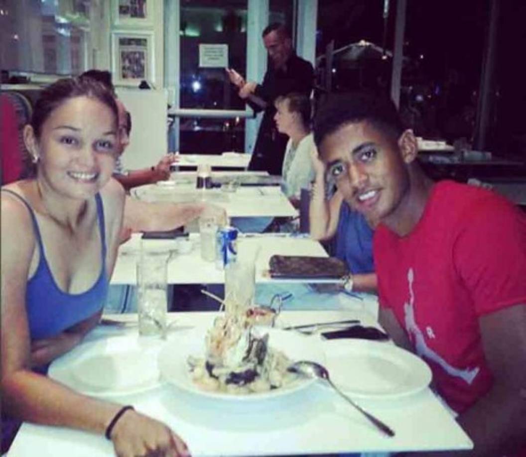 Alessa y Antony Lozano forman una linda familia y disfrutan de su estadía en España.