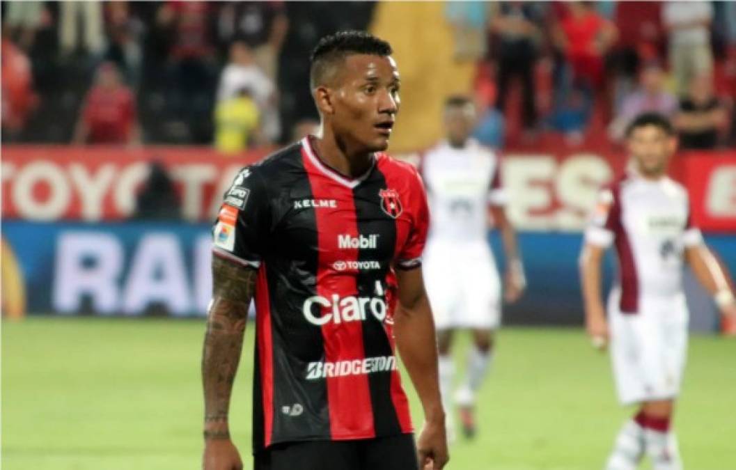 Fernando Ocampo, presidente de la Liga Deportiva Alajuelense, ha dado a conocer que el mediocampista hondureño Luis Garrido extenderá su contrato. Buenas noticias.