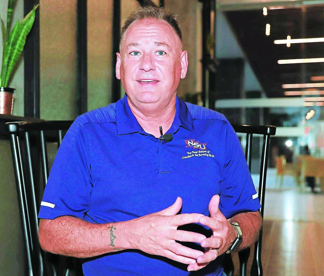 “Queremos reclutar más estudiantes hondureños para nuestra facultad”