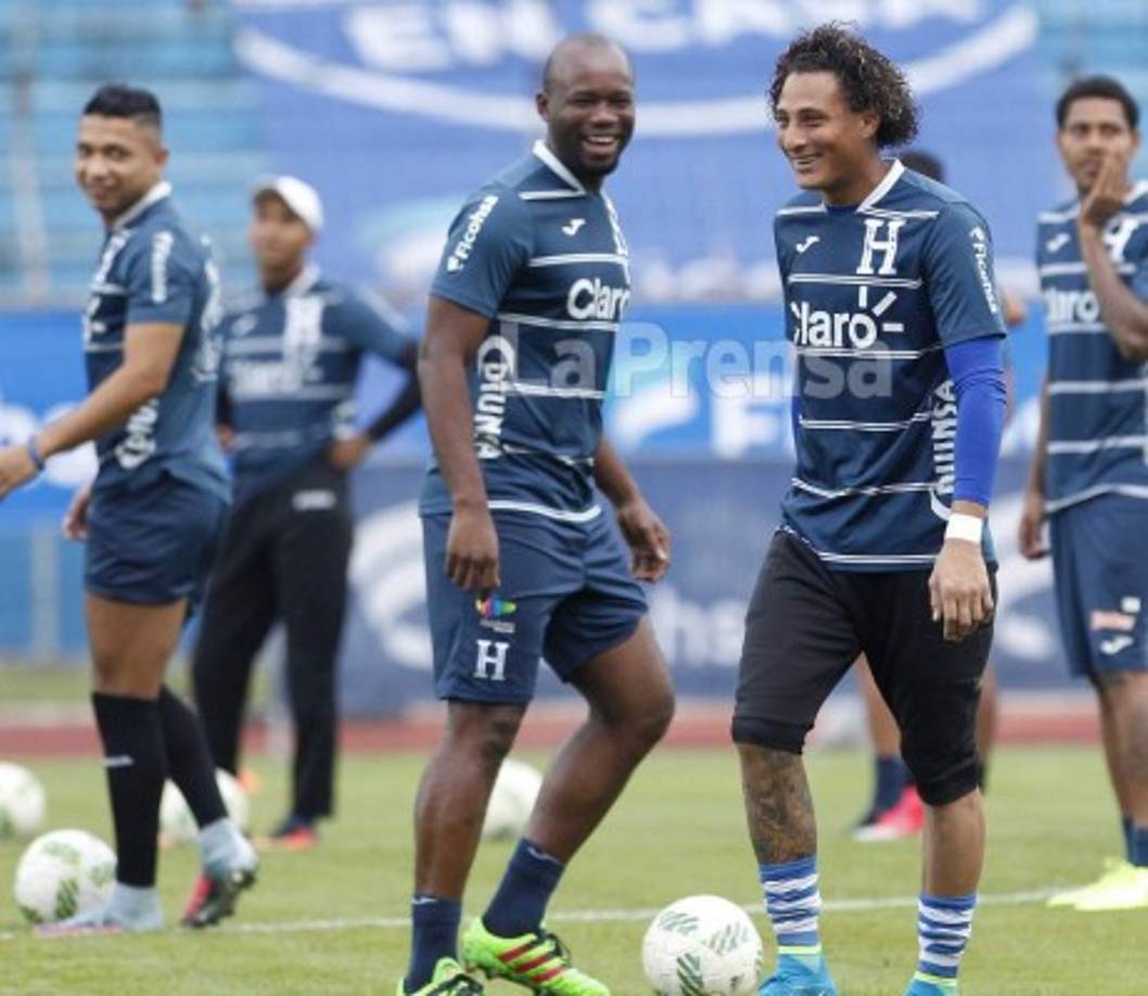 Osman Chávez y Kevin Hernández,las novedades en los entrenamientos de Honduras.