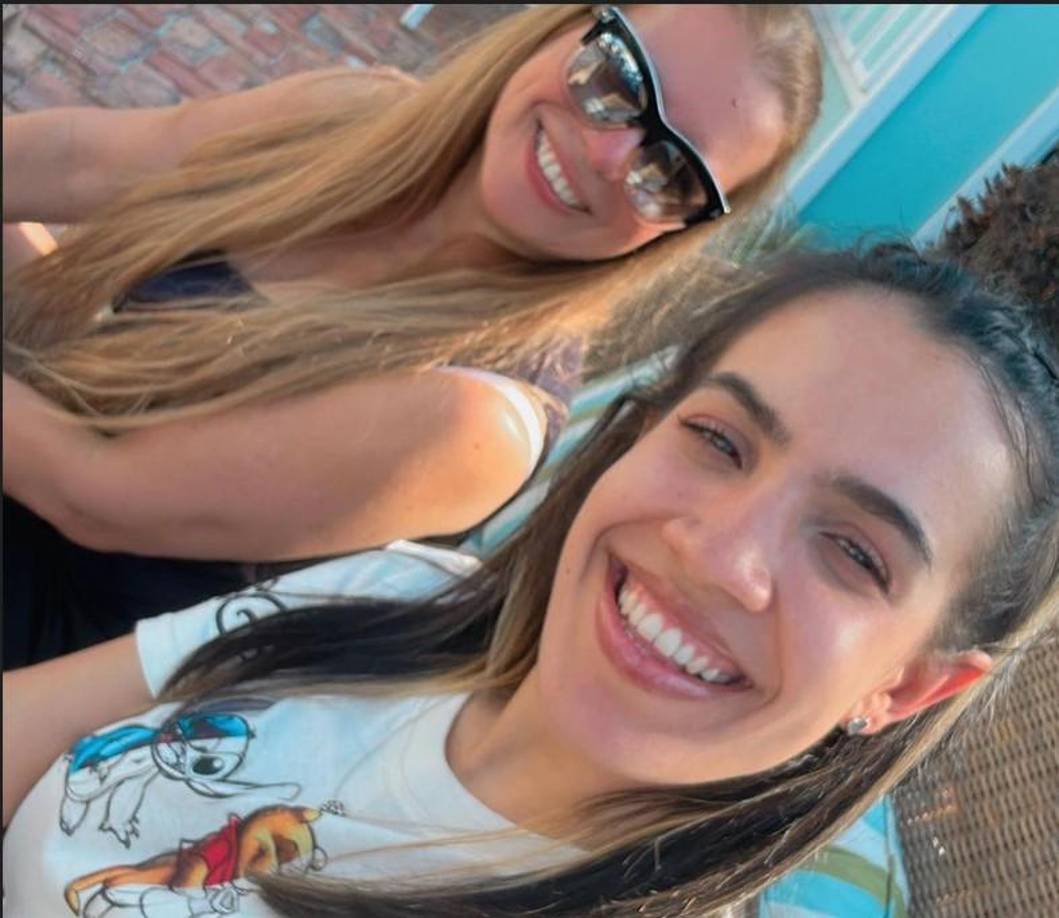 El miércoles de esta semana Yoanka había subido varias fotos a sus redes sociales junto con Beatriz, otra de las víctimas del ataque.