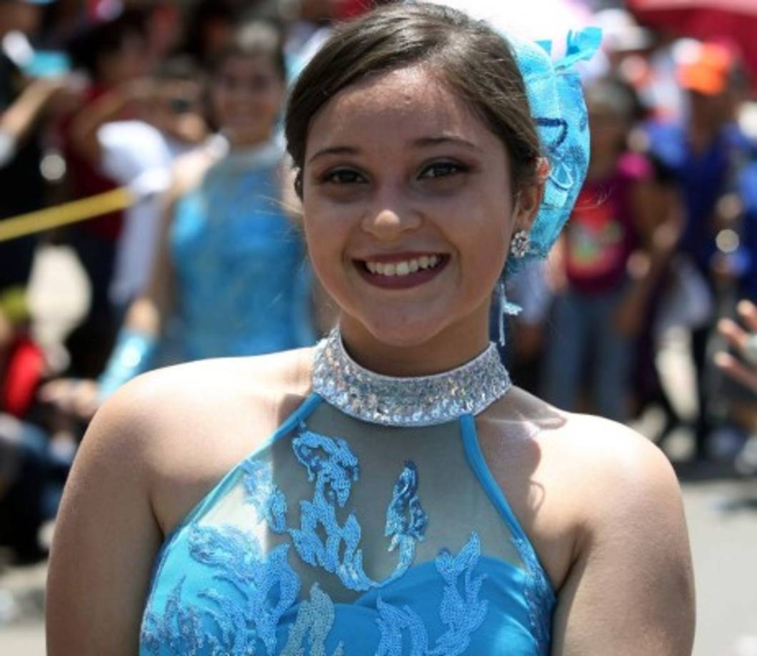 La alegría y la calidez de la mujer hondureña se reflejó en los rostros de las chicas.