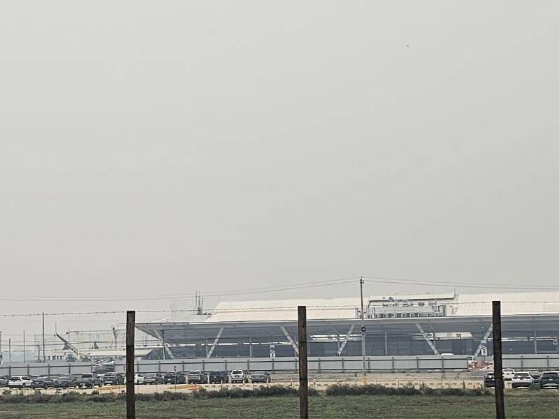El aeropuerto Ramón Villeda Morales es uno de los más afectados por la poca visibilidad en el valle de Sula.
