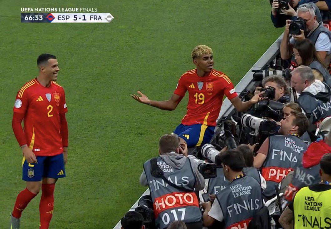 Otro festejo de Yamal a lo Cristiano, baile, reacción de Mbappé y pesadilla de Francia