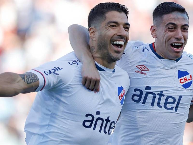 El clásico uruguayo hoy tuvo como gran atractivo la vuelta de ‘el Pistolero’ Suárez tras un largo periodo en el fútbol de Europa.