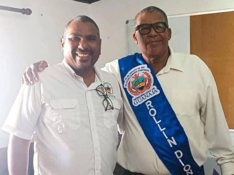 Spurgeon Miller entregó la banda al nacionalista Dion Kelly el pasado 25 de enero. Ahora deberá someterse de nuevo a elecciones, según ordena el TJE.