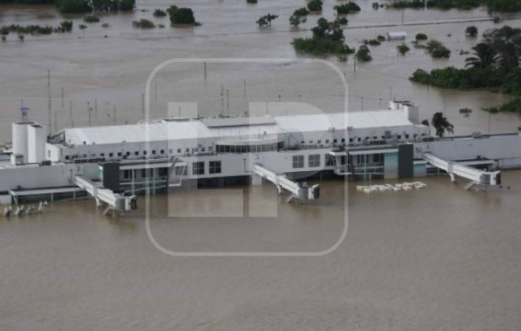 Se estima que el aeropuerto de San Pedro Sula volverá a operar hasta el 15 de diciembre.