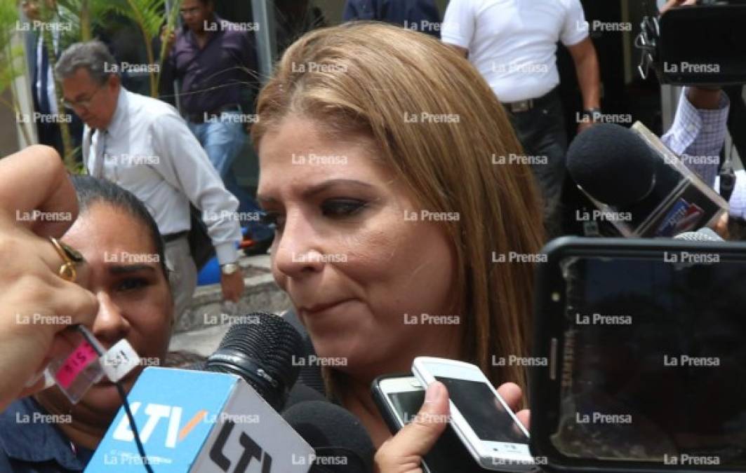 La diputada siempre ha rechazado las acusaciones y ha alegado que desde 2009 vendió sus acciones a la empresa en referencia, que nunca vendió fármacos y que su familia no ha cometido delito.