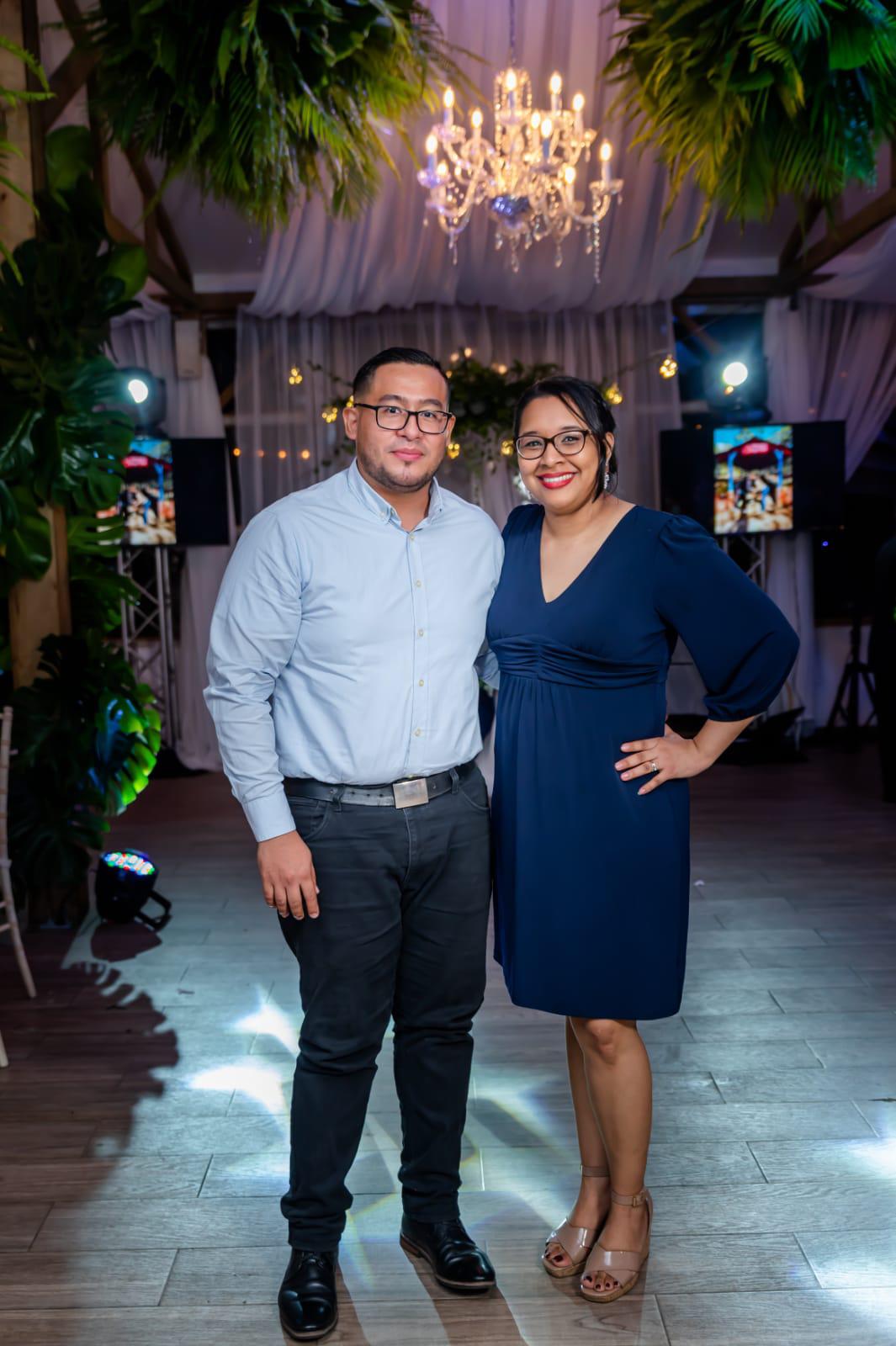 Fernando y Candy se unen en sagrado matrimonio