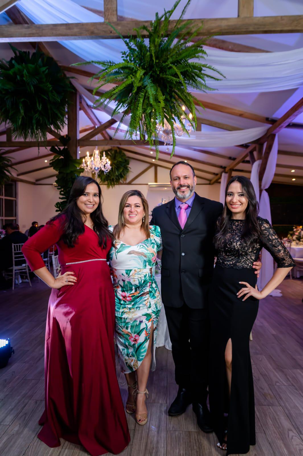 Fernando y Candy se unen en sagrado matrimonio