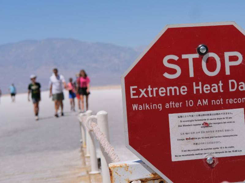 Un aviso sobre el calor extremo en el Valle de la Muerte, en California (EE.UU).