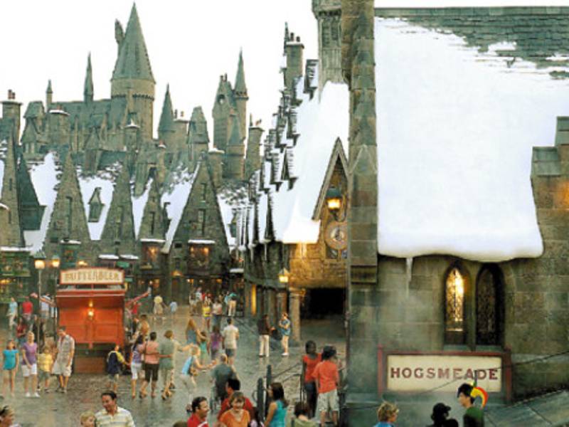 Viewers will get a special inside look at the making of The Wizarding World of Harry Potter at Universal Orlando Resort Ð grand opening on June 18 Ð in a brand new NBC special airing on Sunday, June 6. One of the most widely anticipated theme park entertainment experiences ever created, The Wizarding World of Harry Potter at Universal Orlando Resort is the only place in the world where the wonder, excitement and adventure of the Harry Potter books and films comes to life.