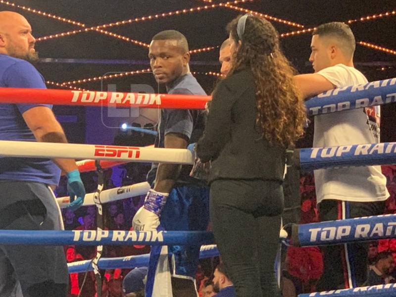 “Escorpión” Ruiz pierde por nocaut ante “Moncho” Lebrón en el Madison Square Garden de NY