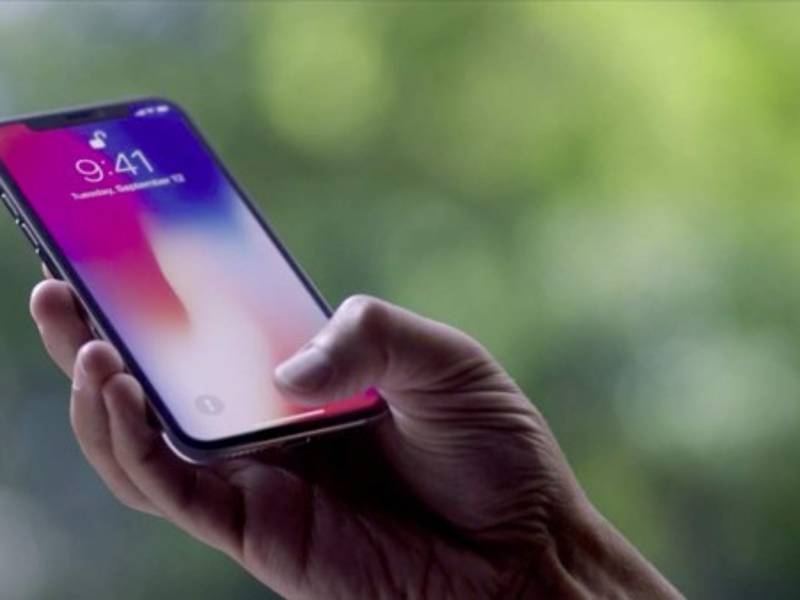 El Phone X tiene diferentes opiniones en el mercado.