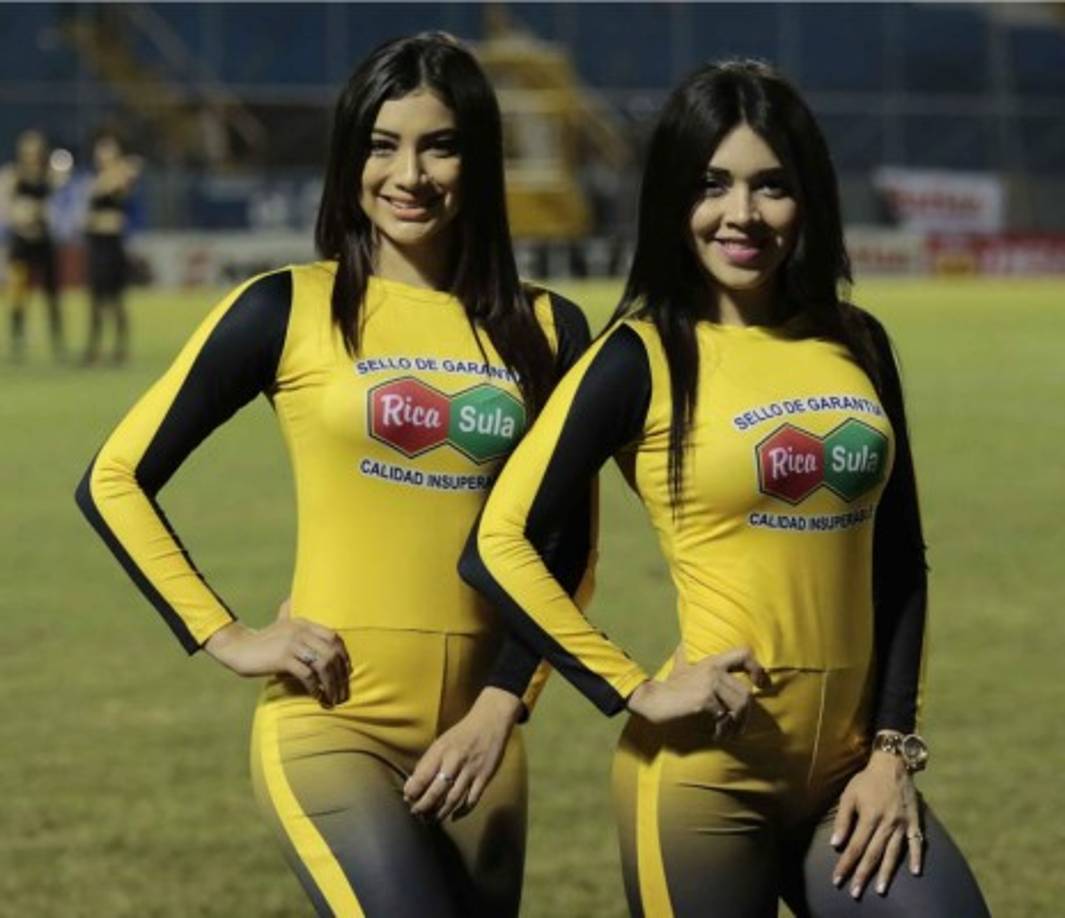 Las hermosas edecanes de uno de los patrocinadores del Real España.