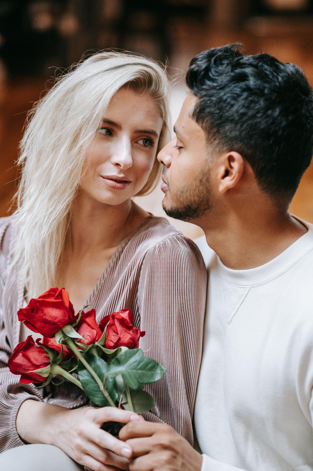 Cada vez más mujeres renuncian al romance ideal y buscan hombres de alto valor