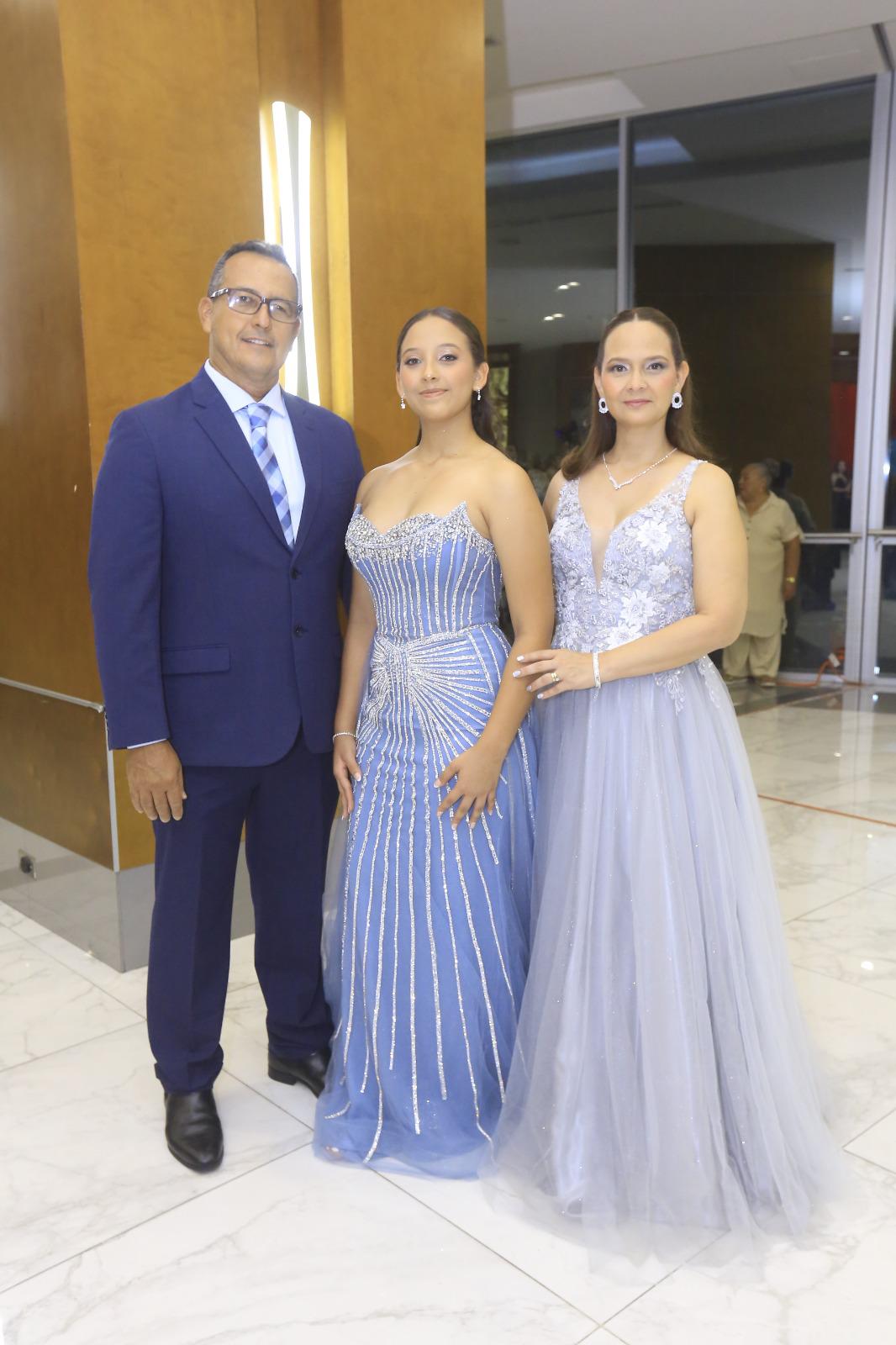 Seniors de la Escuela Franciscana celebran su fiesta de graduación 2026
